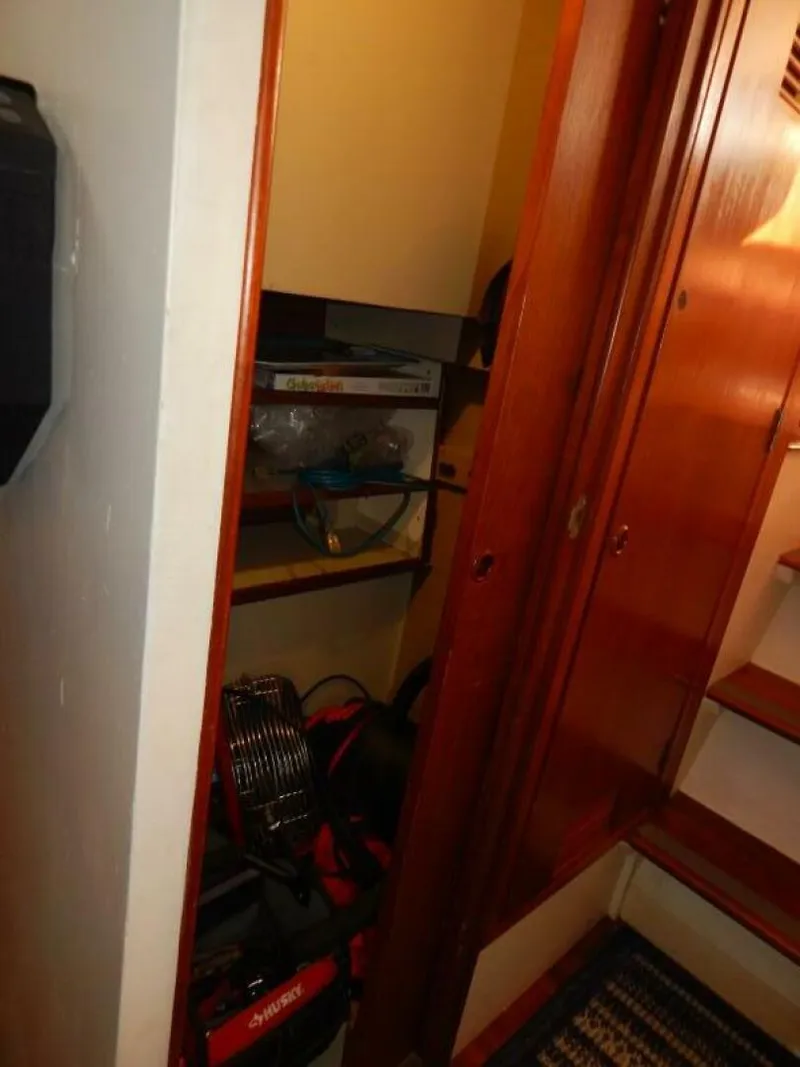 Slide: The Image of Grand Banks 42 Classic 1976 - 4726904