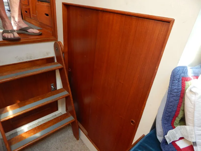 Slide: The Image of Grand Banks 42 Classic 1976 - 4723409