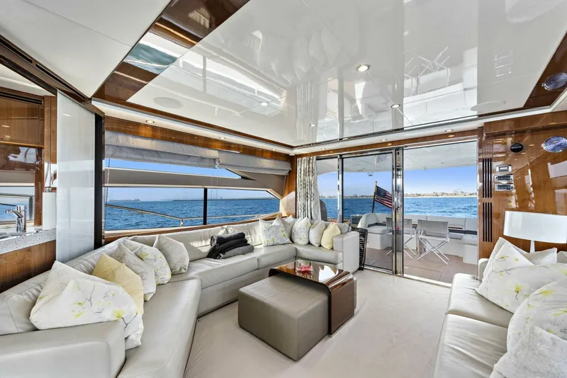 Slide: The Image of 2015 Princess 72 Motoryacht 'LA-Z-BUOY' - 4720750