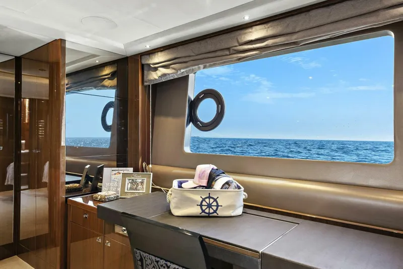 Slide: The Image of 2015 Princess 72 Motoryacht 'LA-Z-BUOY' - 4720776