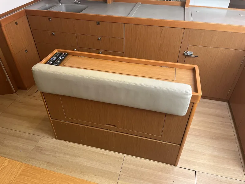 Slide: The Image of 2014 Beneteau SENSE 50 TV Island and Hideaway Seat - 4723973