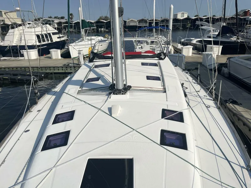 Slide: The Image of 2014 Beneteau SENSE 50 Deck - 4724000