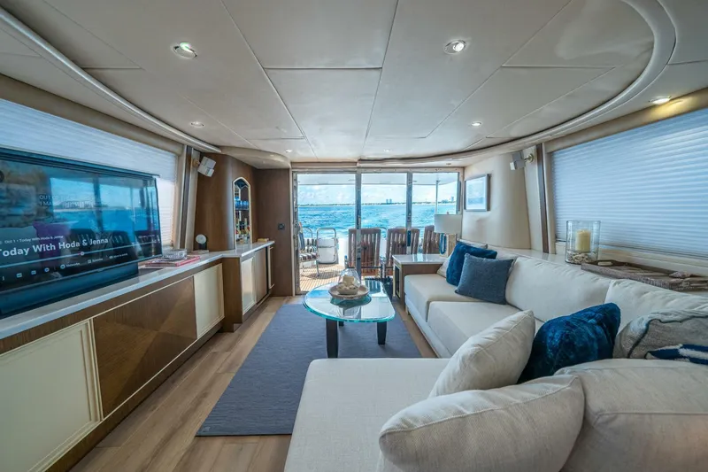 Slide: The Image of Lazzara Yachts 76 Motor Yacht 1994 - 4722432