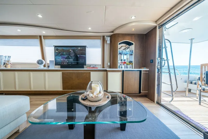 Slide: The Image of Lazzara Yachts 76 Motor Yacht 1994 - 4722437