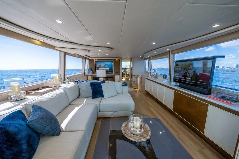 Slide: The Image of Lazzara Yachts 76 Motor Yacht 1994 - 4722457