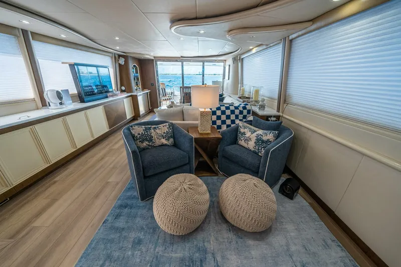Slide: The Image of Lazzara Yachts 76 Motor Yacht 1994 - 4722458