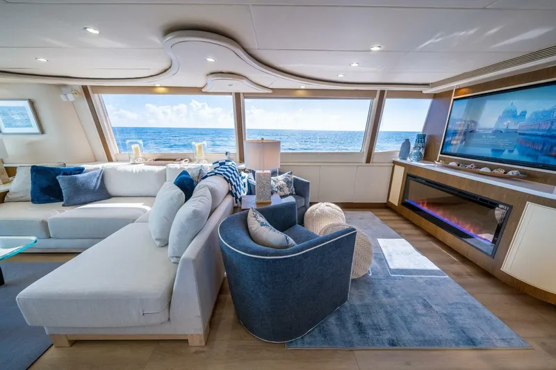 Slide: The Image of Lazzara Yachts 76 Motor Yacht 1994 - 4722460