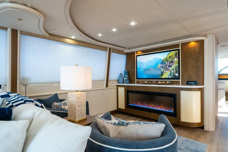 Slide: The Image of Lazzara Yachts 76 Motor Yacht 1994 - 4722462