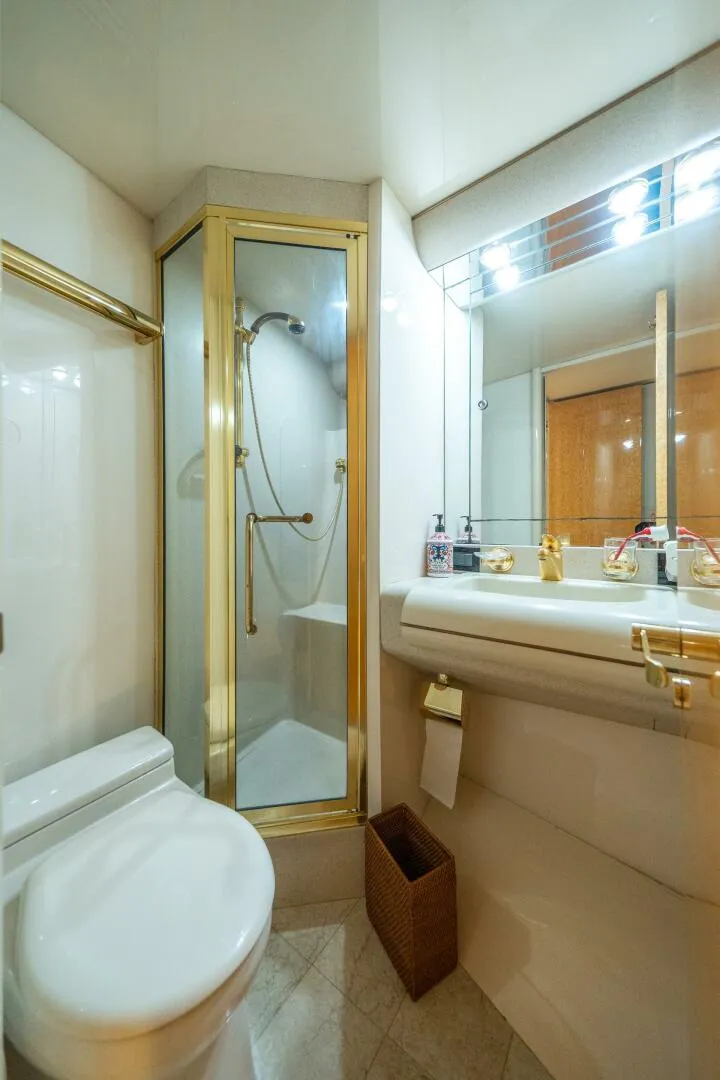 Slide: The Image of Lazzara Yachts 76 Motor Yacht 1994 - 4722504