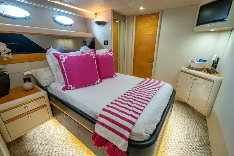 Slide: The Image of Lazzara Yachts 76 Motor Yacht 1994 - 4722526