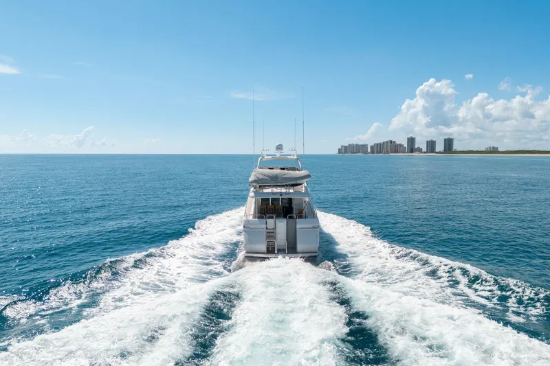 Slide: The Image of Lazzara Yachts 76 Motor Yacht 1994 - 4722409