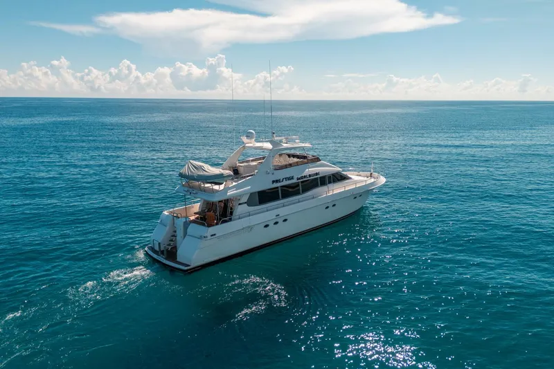 Slide: The Image of Lazzara Yachts 76 Motor Yacht 1994 - 4722411