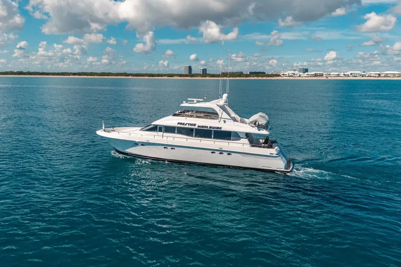 Slide: The Image of Lazzara Yachts 76 Motor Yacht 1994 - 4722412