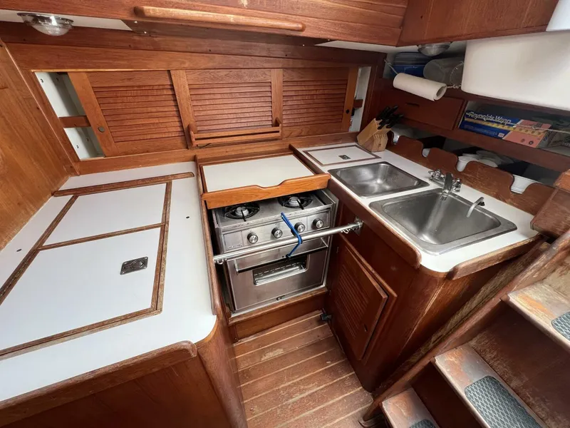 Slide: The Image of Tartan 37 1984 - 4722721