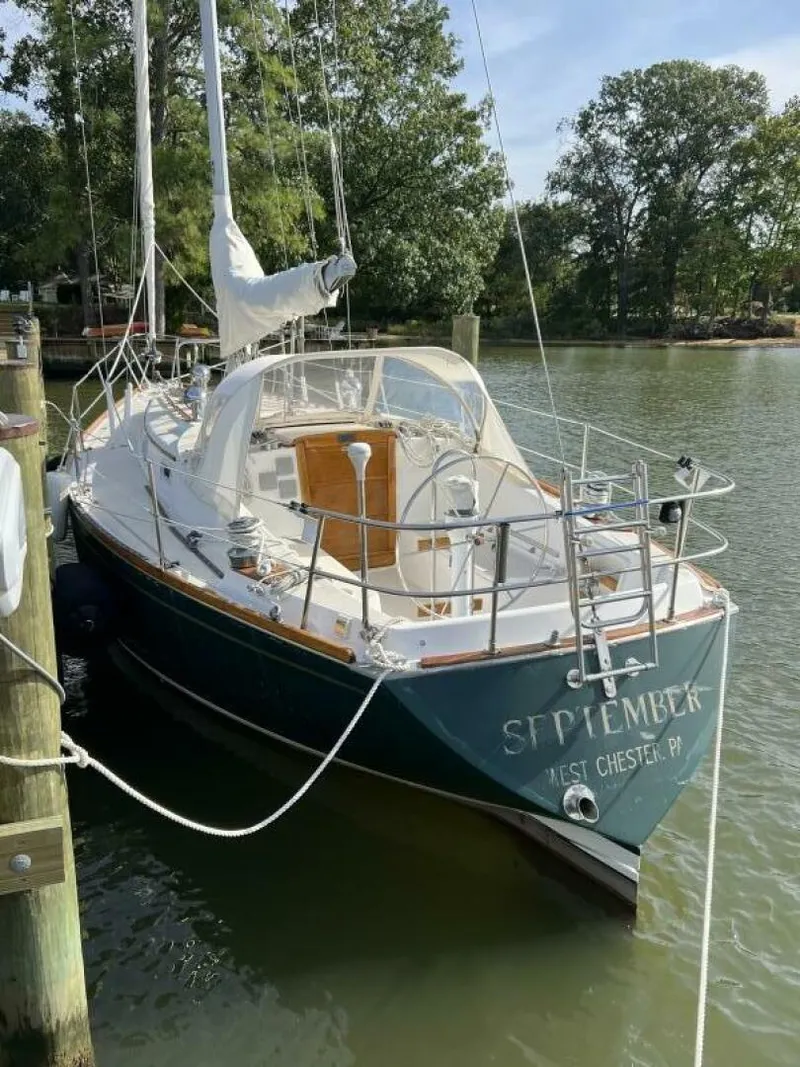 Slide: The Image of Tartan 37 1984 - 4722680