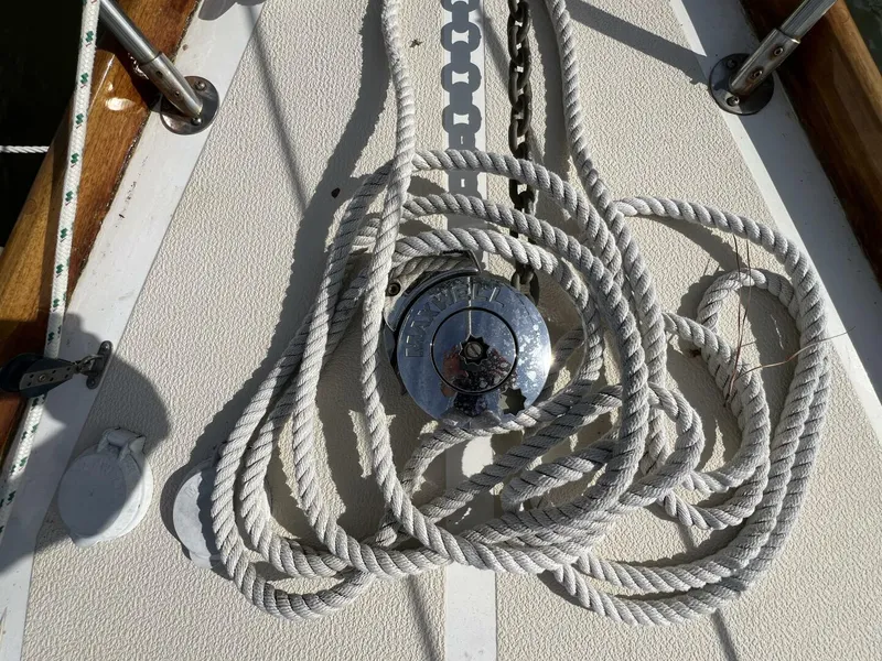 Slide: The Image of Tartan 37 1984 - 4722710