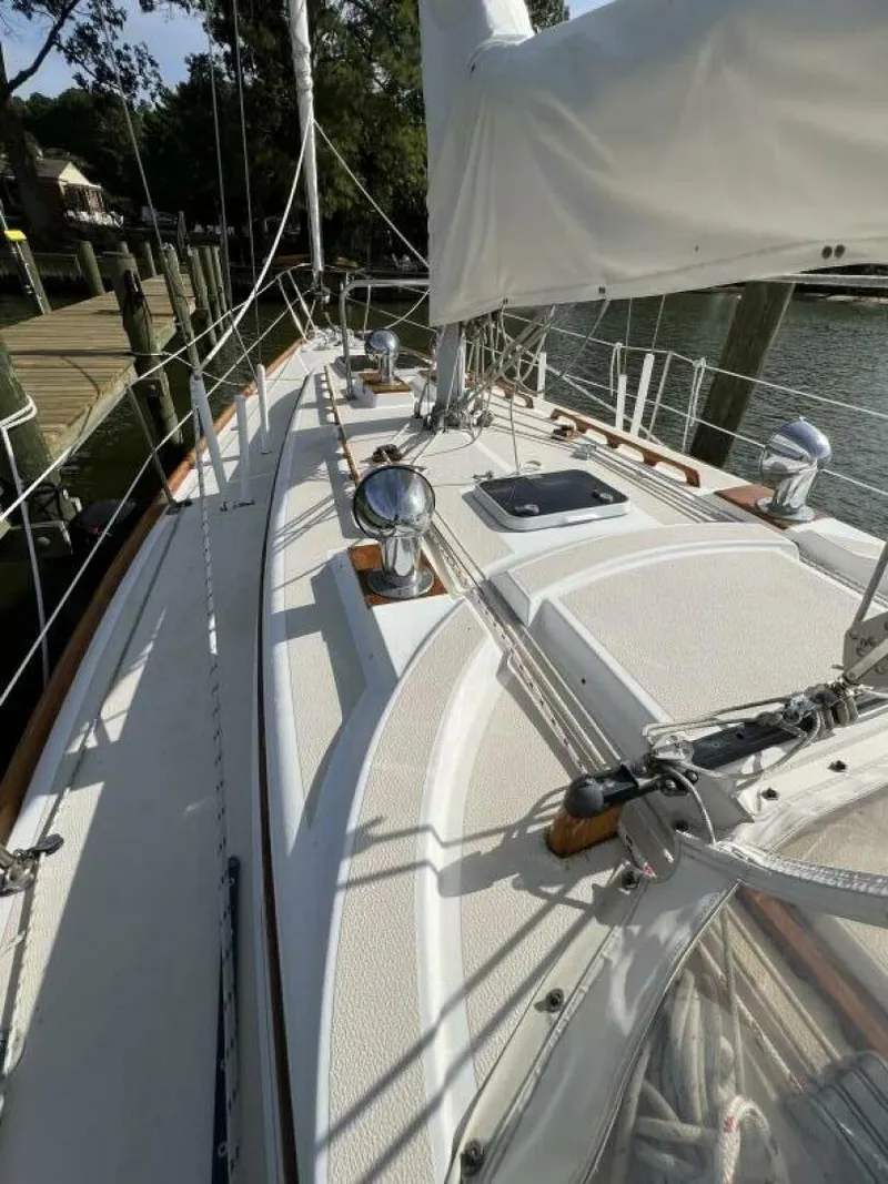 Slide: The Image of Tartan 37 1984 - 4722709