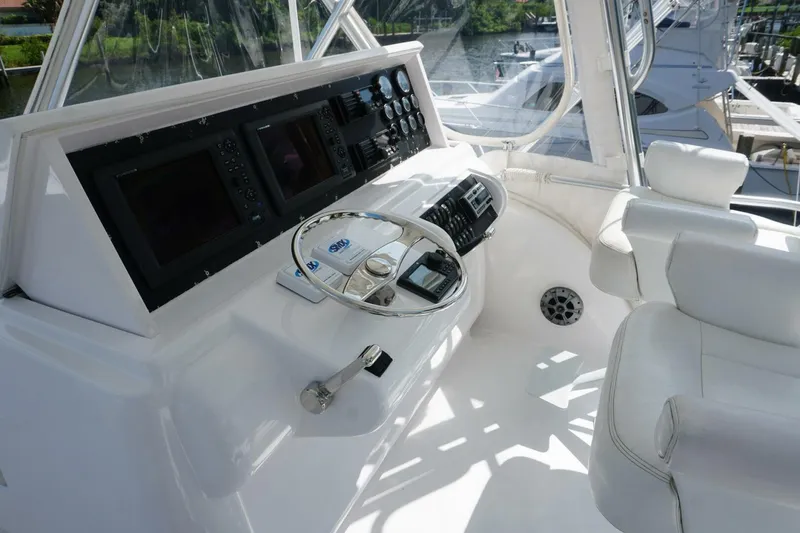 Slide: The Image of Mirage Yachts 40 Convertible 2005 - 4722795