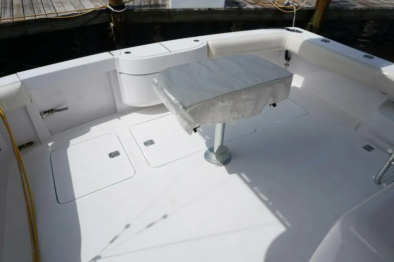 Slide: The Image of Mirage Yachts 40 Convertible 2005 - 4722769