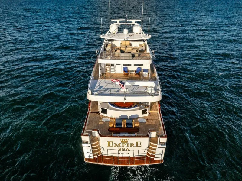 Slide: The Image of Crystal Yachts Enclosed Pilothouse 2009 - 4768208