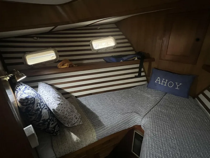 Slide: The Image of Ocean Alexander 43 1980 - 4723149