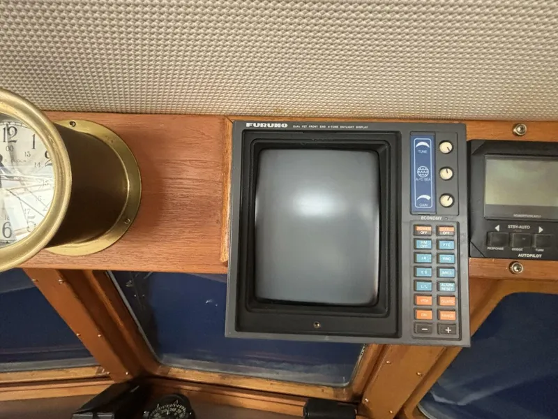 Slide: The Image of Ocean Alexander 43 1980 - 4723104