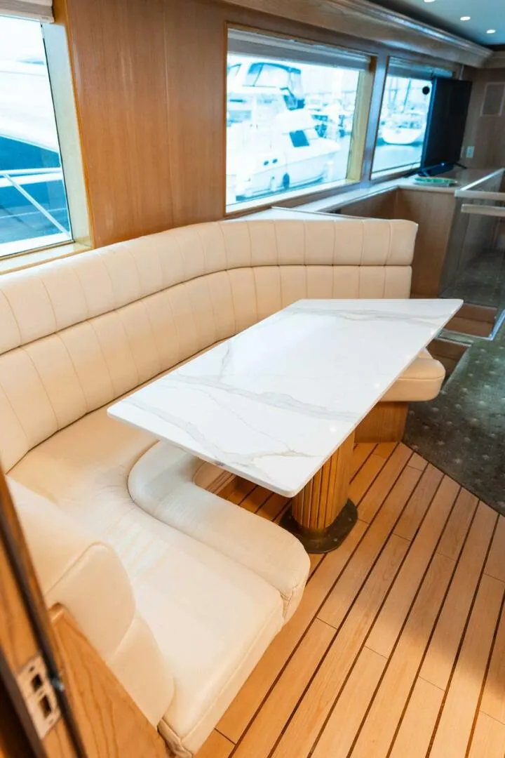 Slide: The Image of Hatteras Sport Deck Motor Yacht 1998 - 4724941