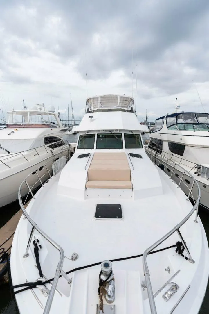 Slide: The Image of Hatteras Sport Deck Motor Yacht 1998 - 4725003