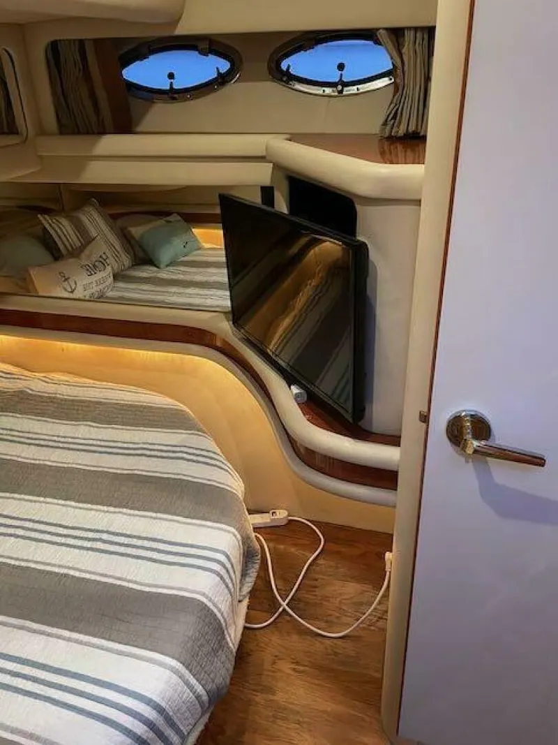 Slide: The Image of Sea Ray 480 Sedan Bridge 1999 - 4727754