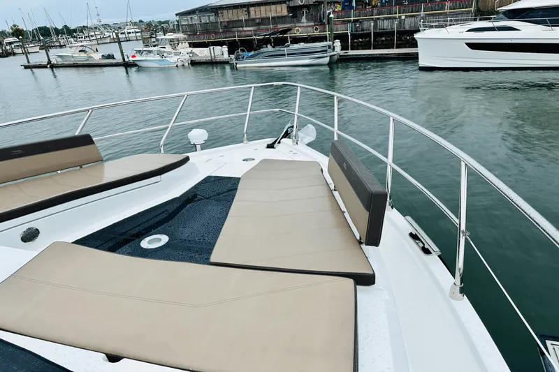 Slide: The Image of Galeon 500 FLY 2024 - 4899837
