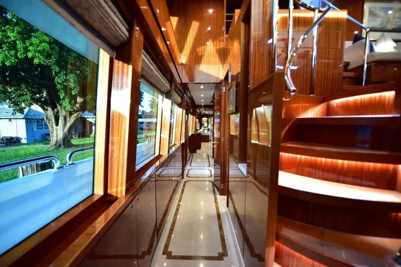 Slide: The Image of Hargrave 116 2016 - 4728397