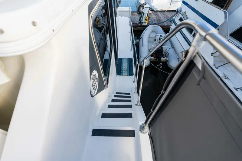 Slide: The Image of Harbor Master 520 Coastal 2001 - 4728602