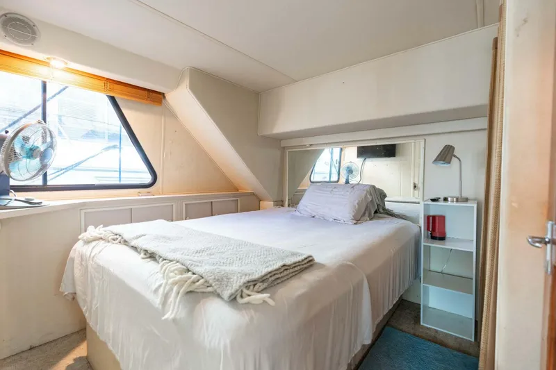 Slide: The Image of Harbor Master 520 Coastal 2001 - 4728619