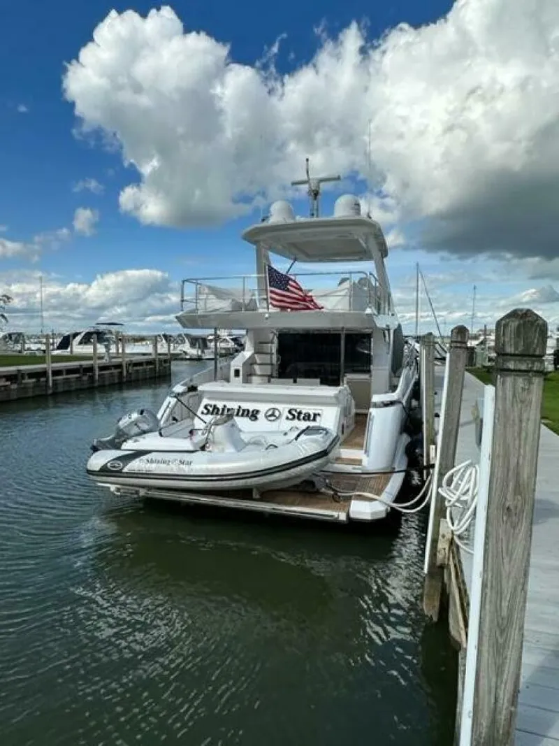 Slide: The Image of Azimut 66 Fly 2020 - 4730949