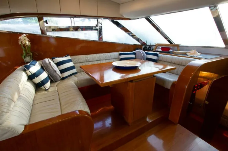 Slide: The Image of Johnson Motoryacht 1999 - 4730890