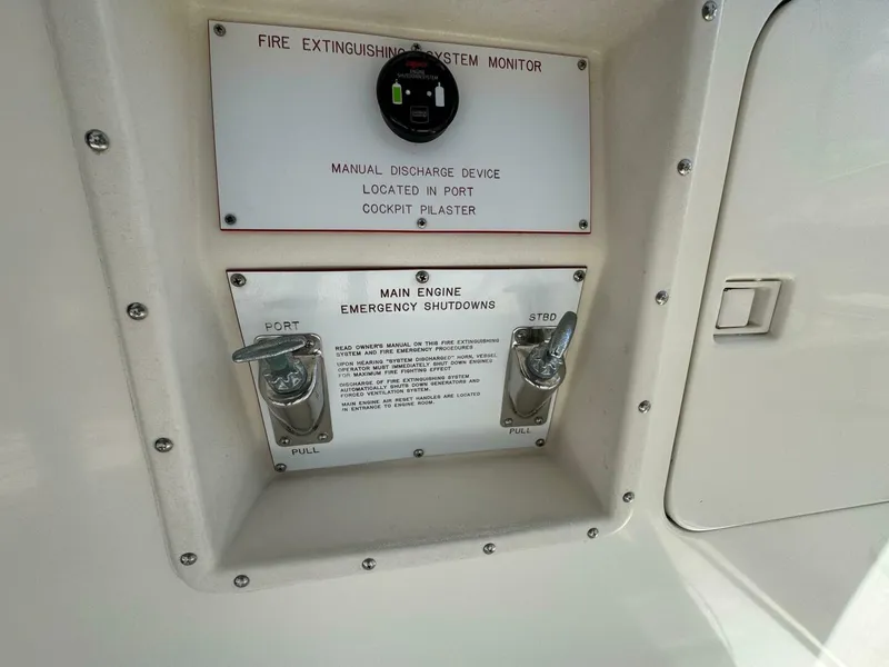 Slide: The Image of 1989 Bertram 50 Convertible Power 9824149 980865140 0 020620251308 9 - 5363809