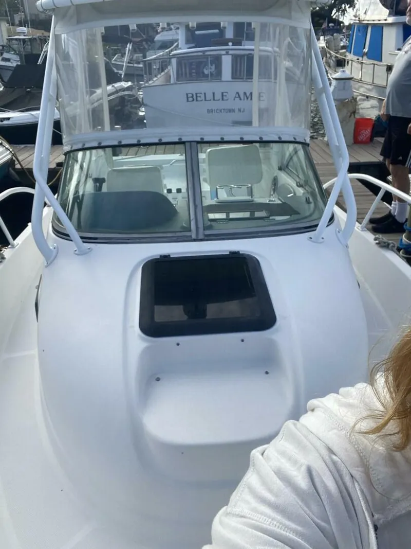 Slide: The Image of Forward Cabin Top and Windshield - 4732629