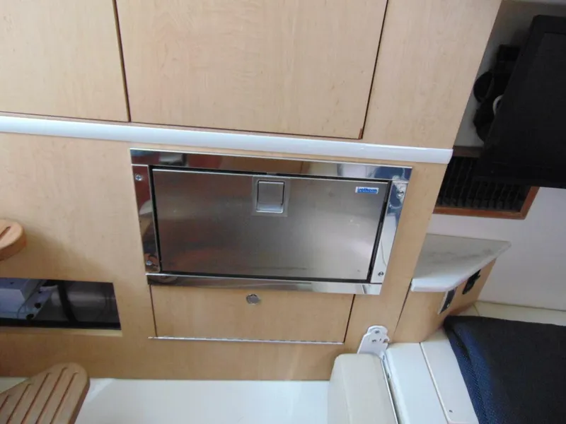 Slide: The Image of Boston Whaler 370 Outrage 2013 - 4739648