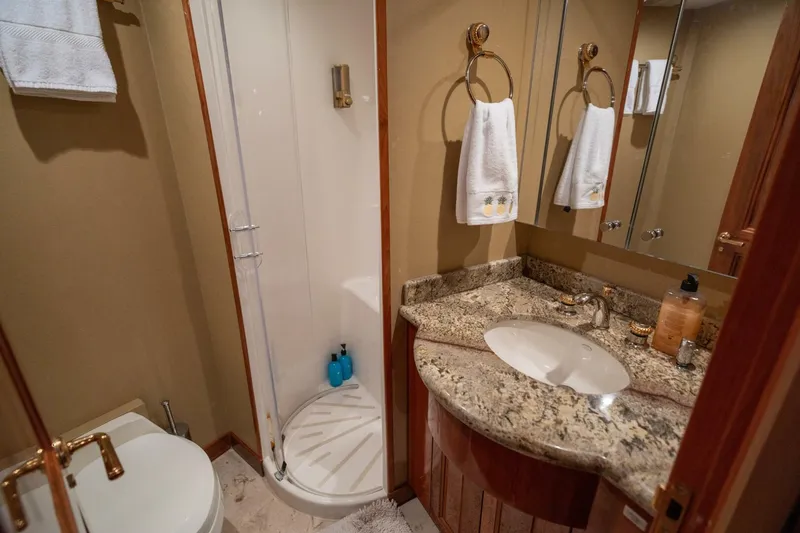 Slide: The Image of 2005 Hatteras 68 Convertible- Guest Head 2 - 4739269