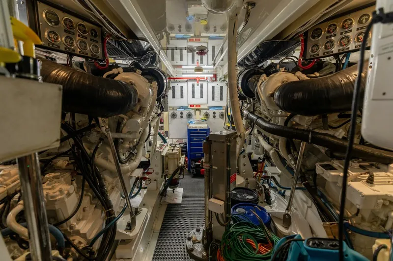 Slide: The Image of 2005 Hatteras 68 Convertible- Engine Room - 4739208