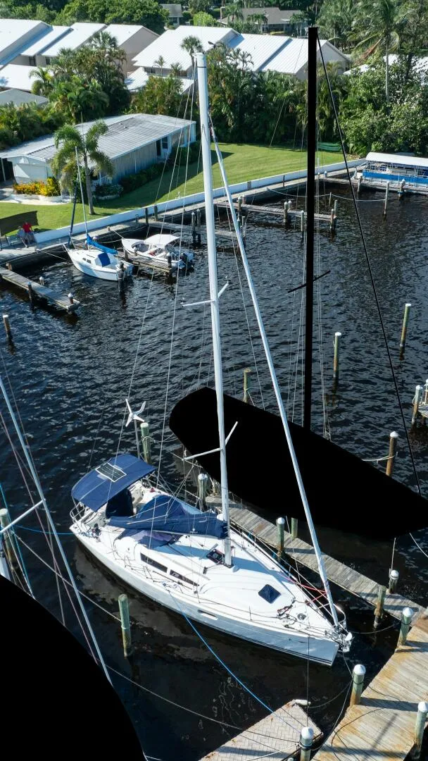 Slide: The Image of Jeanneau Sun Odyssey 36i 2010 - 4737285