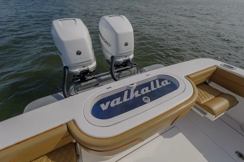 Slide: The Image of Valhalla 33 - exterior cockpit 2020 Valhalla 33 Center Console - 4737354