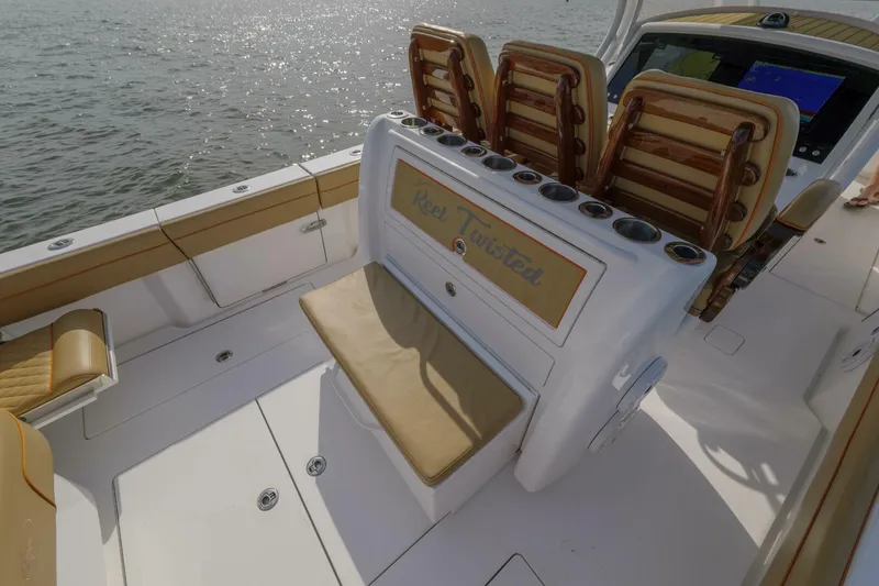 Slide: The Image of Valhalla 33 - exterior cockpit 2020 Valhalla 33 Center Console - 4737356