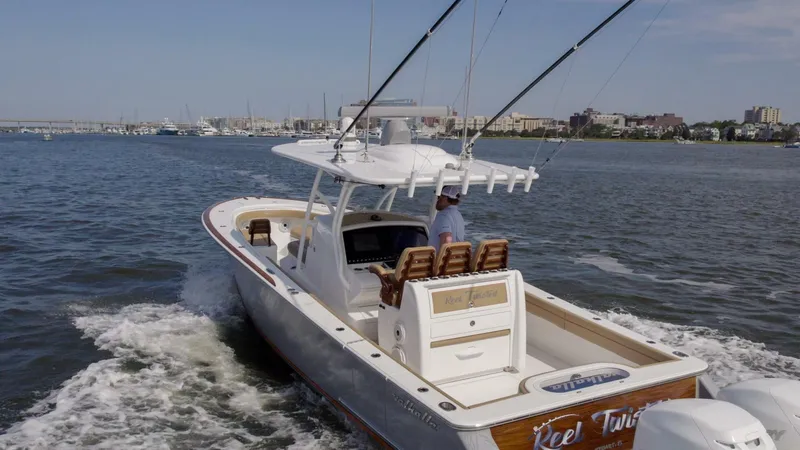 Slide: The Image of Valhalla 33 - exterior profile 2020 Valhalla 33 Center Console - 4737388