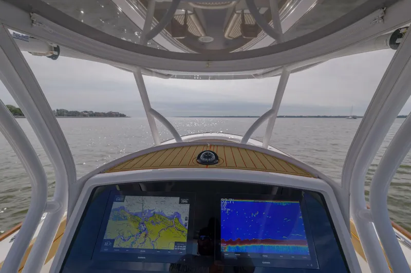 Slide: The Image of Valhalla 33 - exterior helm 2020 Valhalla 33 Center Console - 4737343