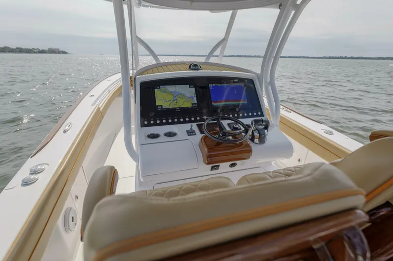 Slide: The Image of Valhalla 33 - exterior helm 2020 Valhalla 33 Center Console - 4737362