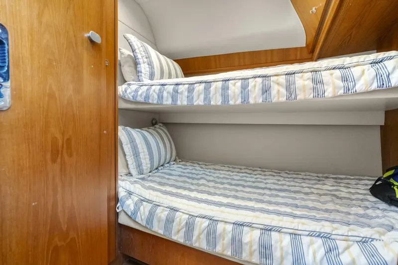 Slide: The Image of Tiara 4200 Open 2007 - 4737446