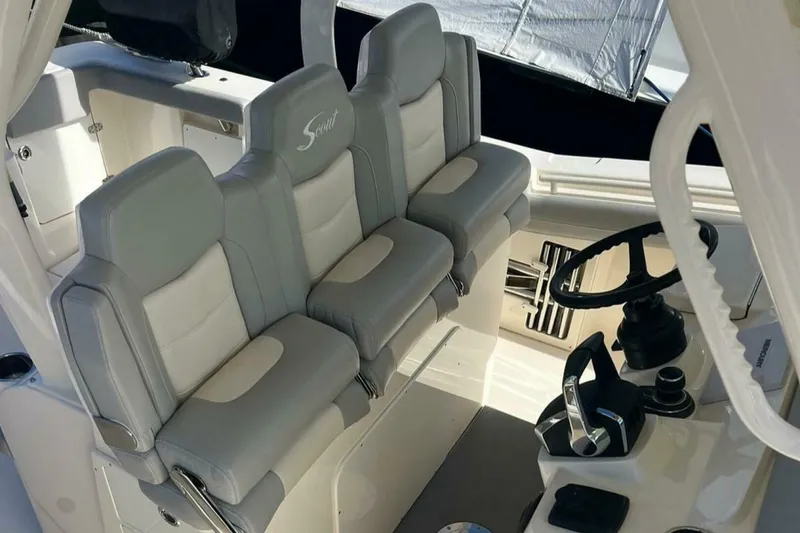 Slide: The Image of Scout 355 LXF 2023 - 4738317