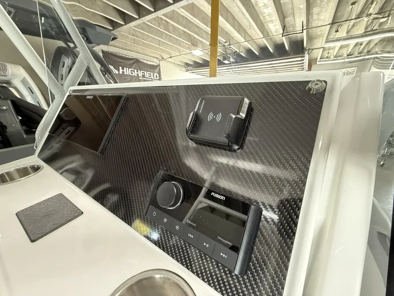 Slide: The Image of Highfield Sport 660 2025 - 4741636