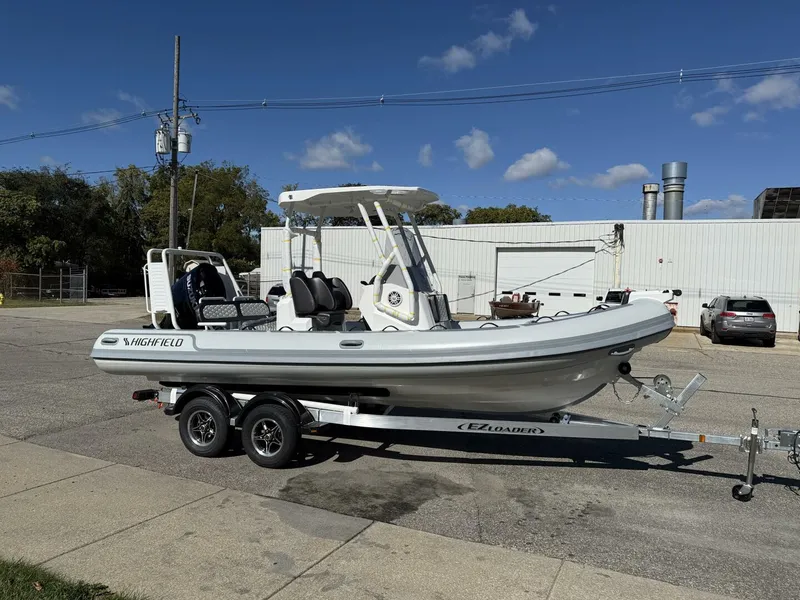 Slide: The Image of Highfield Sport 660 2025 - 4740049